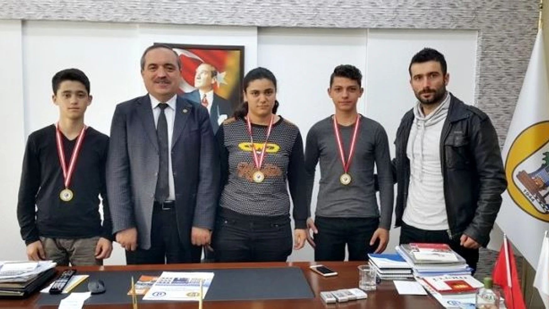 Uluslu gençler Türkiye Şampiyonu oldu