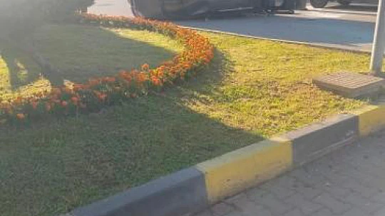 Çatmaca ışıklı kavşakta kaza