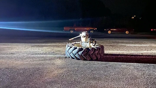 Traktör ile otomobil çarpıştı