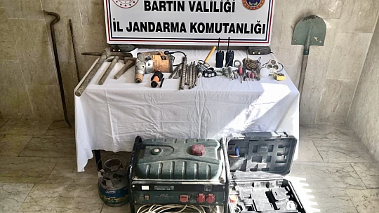 Tarihi eser meraklılarına baskın