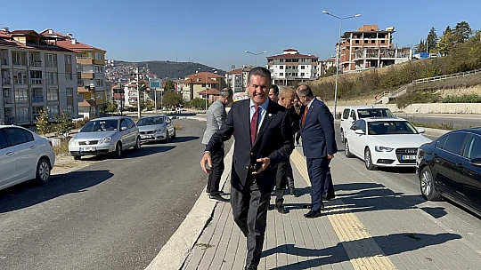 Sarıgül'den yaralı kurtulan madenciye ziyaret