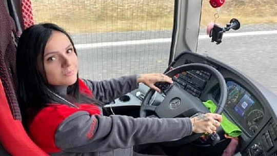 Hosteslikten otobüs kaptanlığına