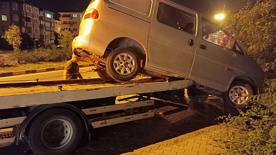 Çatmaca'da kaza, yoldan çıktı