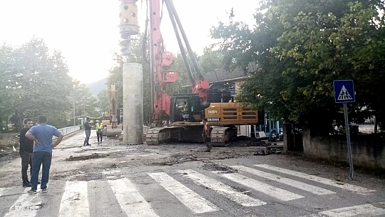 Yol ulaşıma kapandı, sevkiyat durdu
