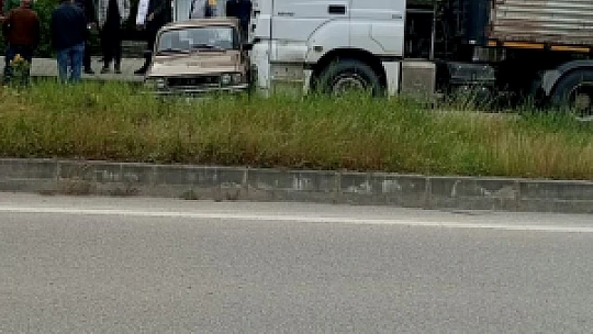 Tırın önünde sürüklendi
