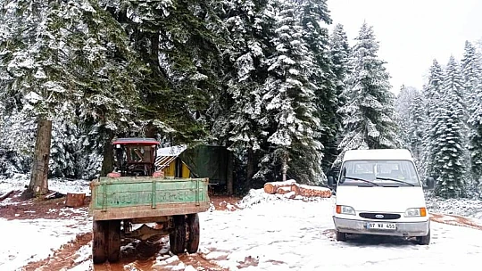 Bartın'da yaylalar beyaza büründü