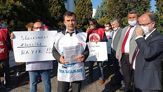 Hastane önünde basın açıklaması
