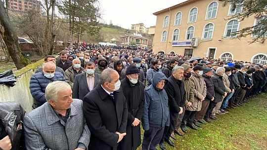 Necati Akman son yolculuğuna uğurlandı
