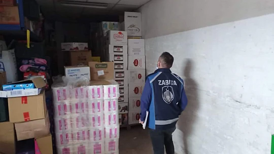Market depolarına ani baskın