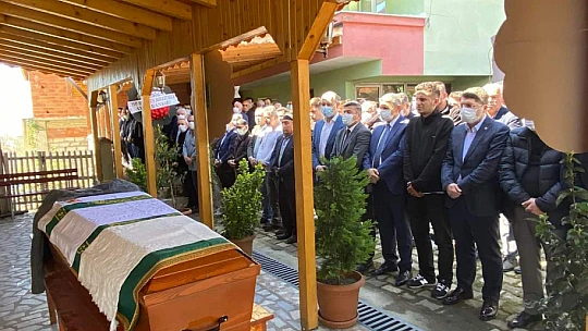 Muhtar son yolculuğuna uğurlandı