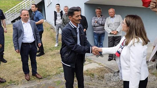 Valinin ayağının tozuyla ilk ziyareti