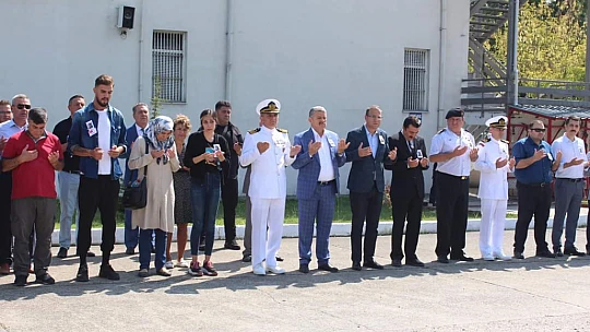 Cansız bedeni bulunan asker için tören