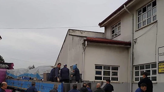 Meslek lisesi durmadan üretiyor