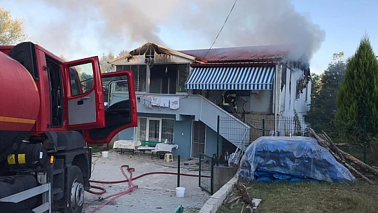 Köyde Korkutan Yangın