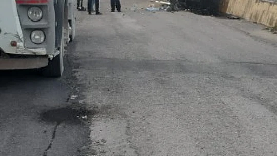 Son dakika, Tır ile otomobil çarpıştı