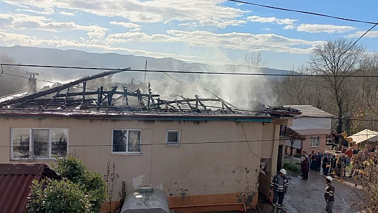 Son dakika, evden dumanlar yükseldi