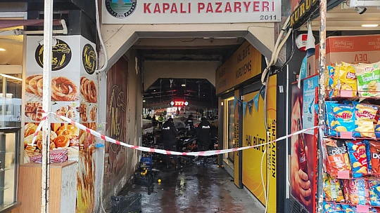 Kapalı pazaryerinde yangın çıktı