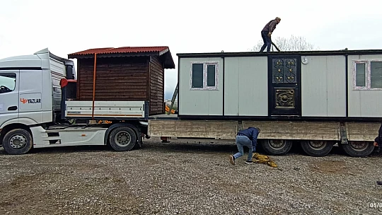 Jandarmadan deprem bölgesine büyük destek