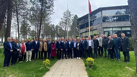 20 yıldır sadece eser ve hizmet siyaseti yaptık