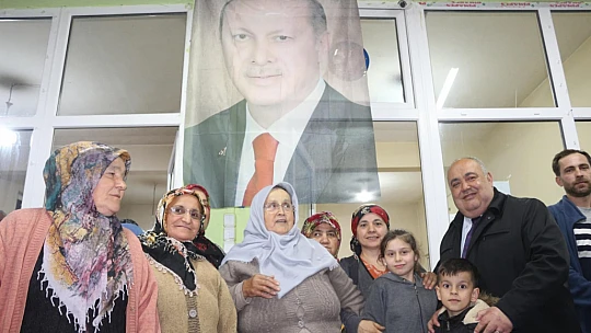 20 yıldır sadece eser ve hizmet siyaseti yaptık