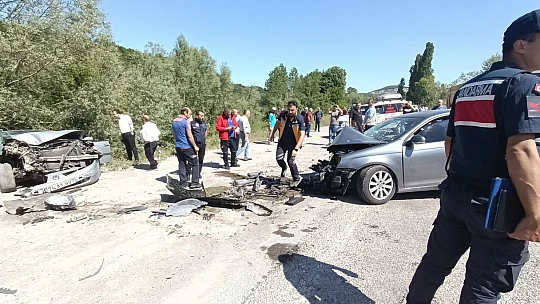 İnkumu yolunda feci kaza
