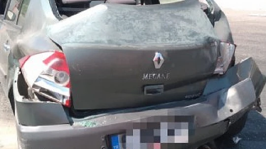 Zincirleme kazada 3 araç çarpıştı