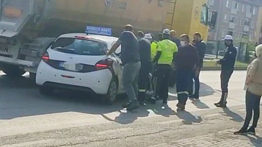 İl merkezinden geçen çevre yolunda kaza