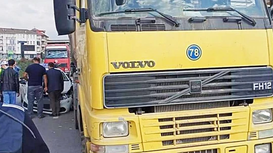 İl merkezinden geçen çevre yolunda kaza