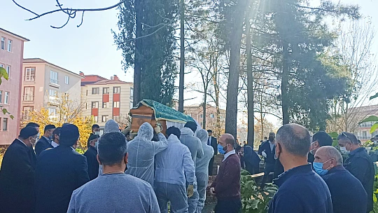 Mehmet Özmen dualarla defnedildi