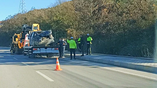 Kontrolden çıkan otomobil takla attı