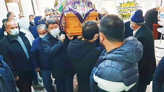 Şehit annesi son yolculuğuna uğurlandı