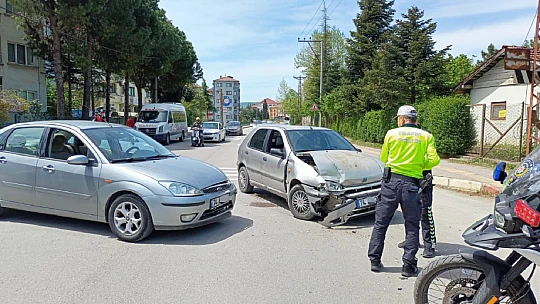 Gazhane parkı önünde kaza