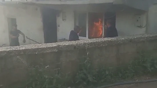 Köyde yangın çıktı