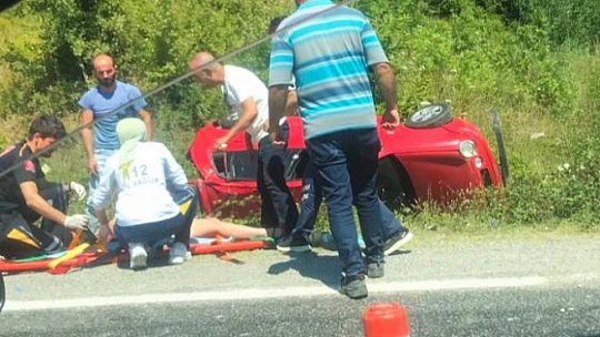 Yoldan çıkıp takla attı