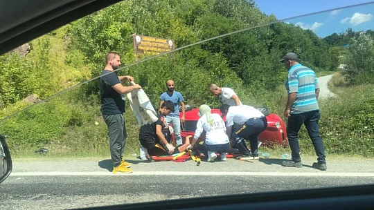 Yoldan çıkıp takla attı