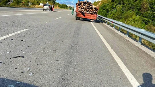 Otomobil hurdaya döndü