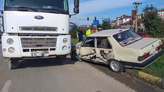 Çatmaca çevre yolunda kaza