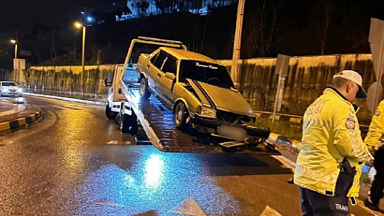 Hastane kavşağında kaza