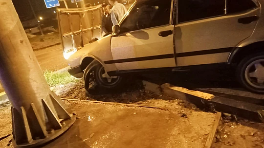 Hastane kavşağında kaza