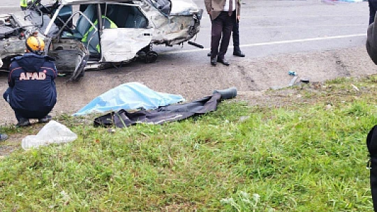 Tünel çıkışında Feci kaza, 3 ölü