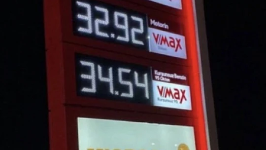 Akaryakıt fiyatlarına şok zam