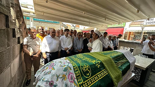 Sare Kulak dualarla uğurlandı