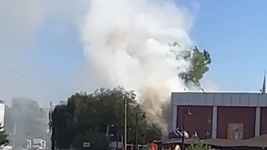 Migros'tan dumanlar yükseldi