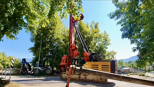 Yol ulaşıma kapandı, sevkiyat durdu