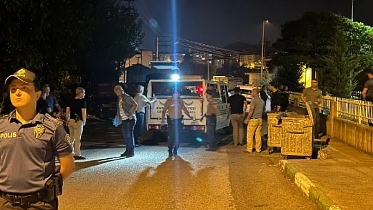 İki kişiyi öldürüp video çekti
