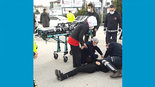 Araba çarpınca yere düştü