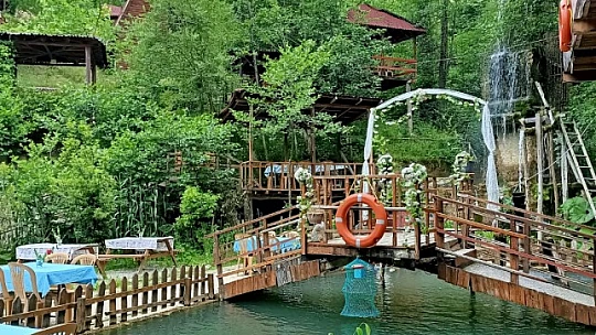 Amasra'da gez, Kumluca'da konakla