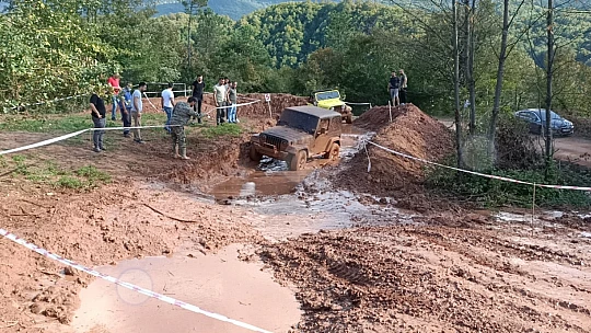 Off-road şenliği nefes kesti