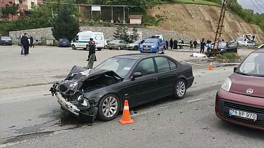 Feci kaza kamerada