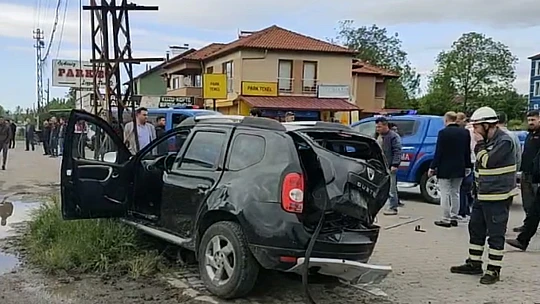 Feci kaza kamerada